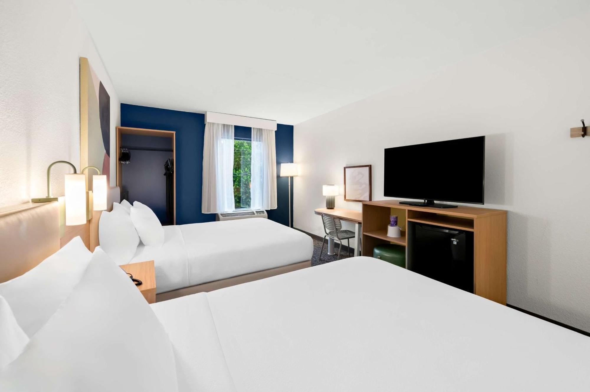 Spark By Hilton Branson Meadows Exteriör bild